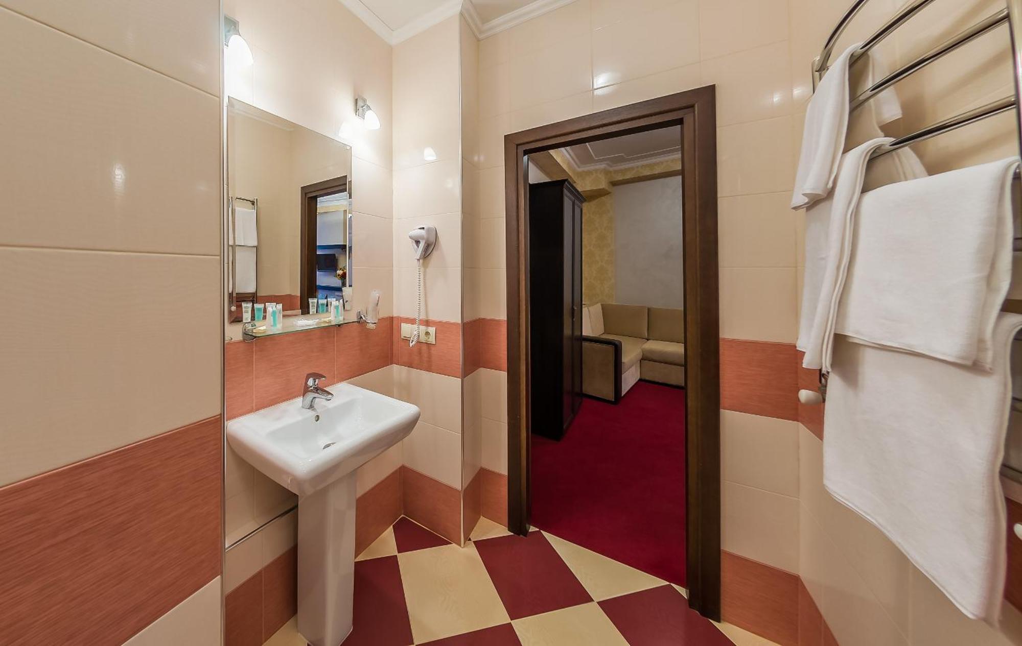 Franz Hotel&Restaurant Ivano-Frankivsk Cameră foto
