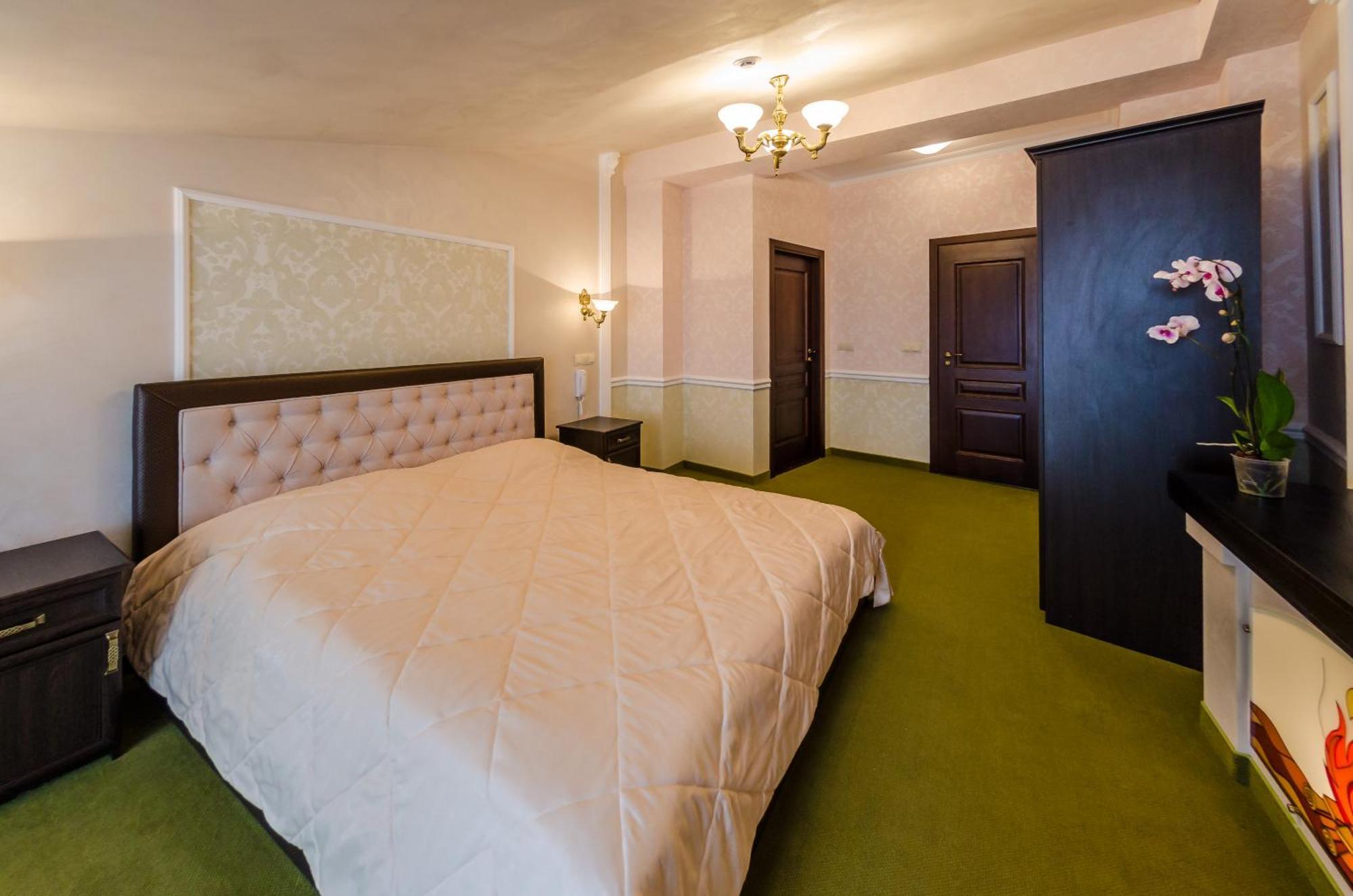 Franz Hotel&Restaurant Ivano-Frankivsk Cameră foto